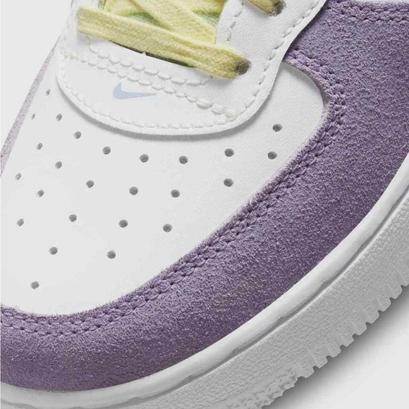 Nike limited edition 2022 10.5 Easter Airforce 1 - Picture 10 of 12